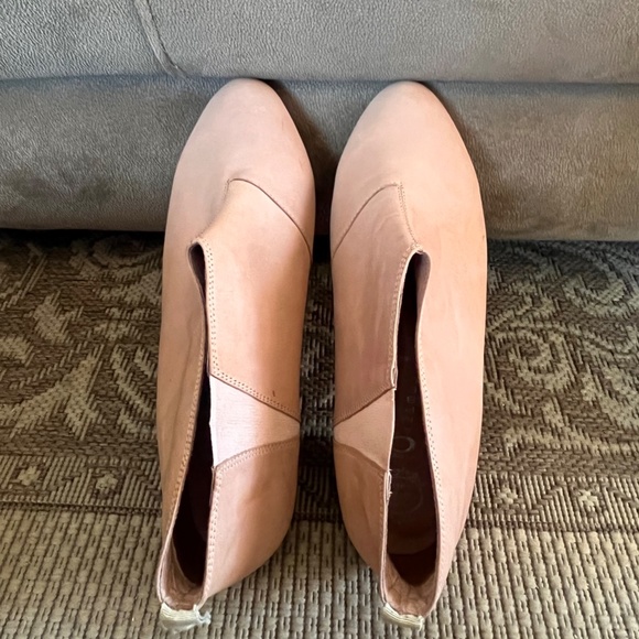 Jeffrey Campbell Flat Booties - Picture 2 of 7